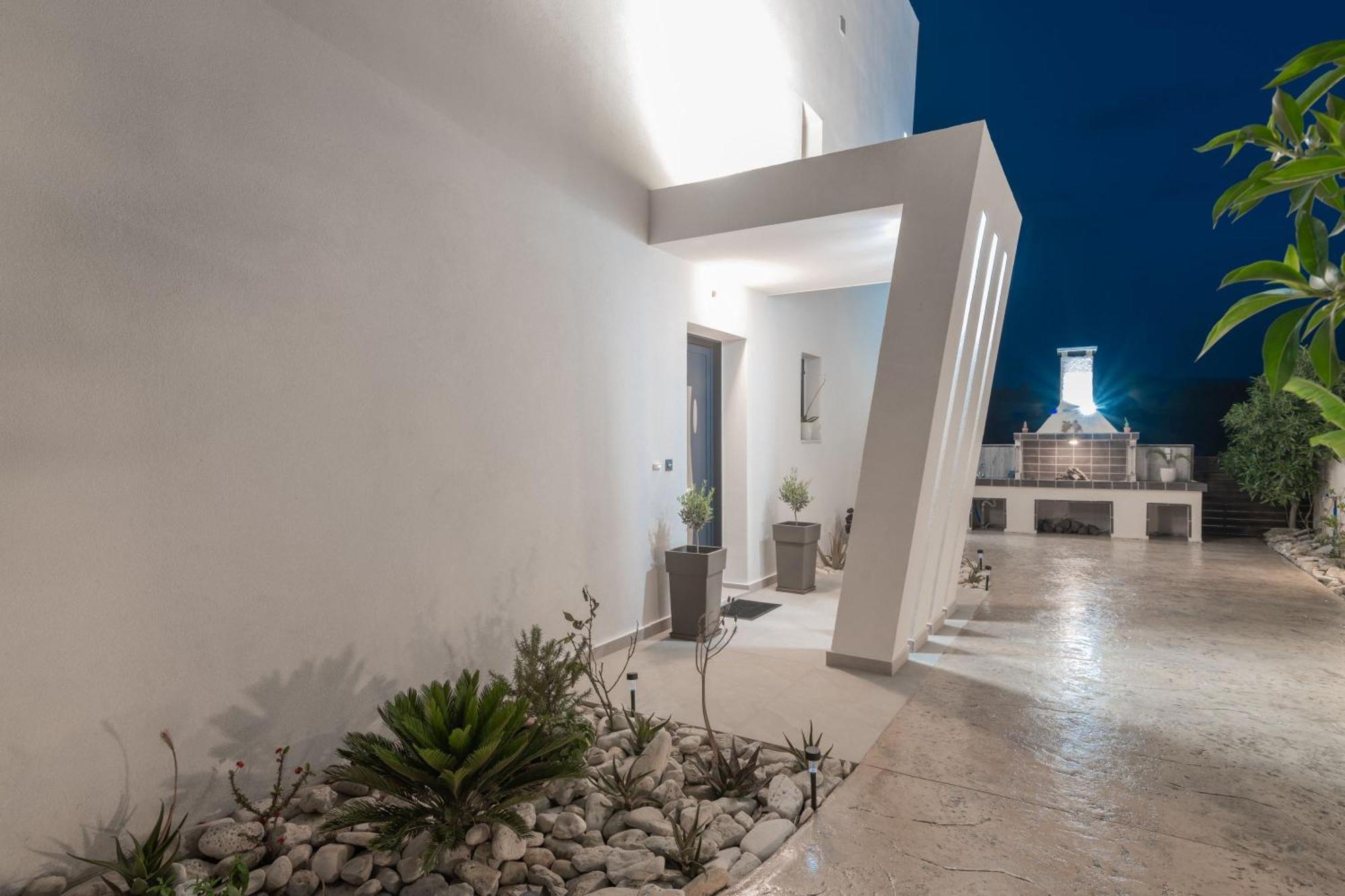 Sunwhite Villas - Private Pool & Cozy Atmosphere, By Zantewize Laganas Exteriör bild