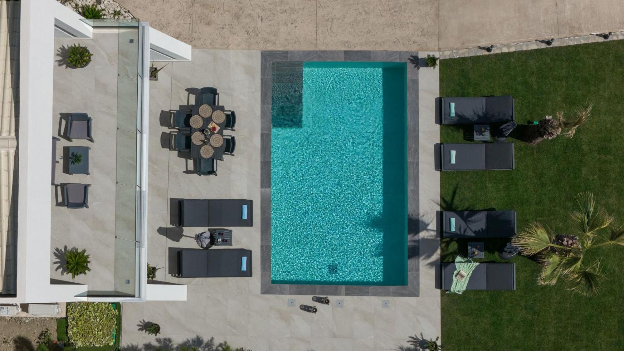 Sunwhite Villas - Private Pool & Cozy Atmosphere, By Zantewize Laganas Exteriör bild